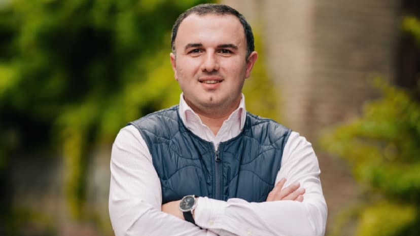 ლაშა ნავერიანი