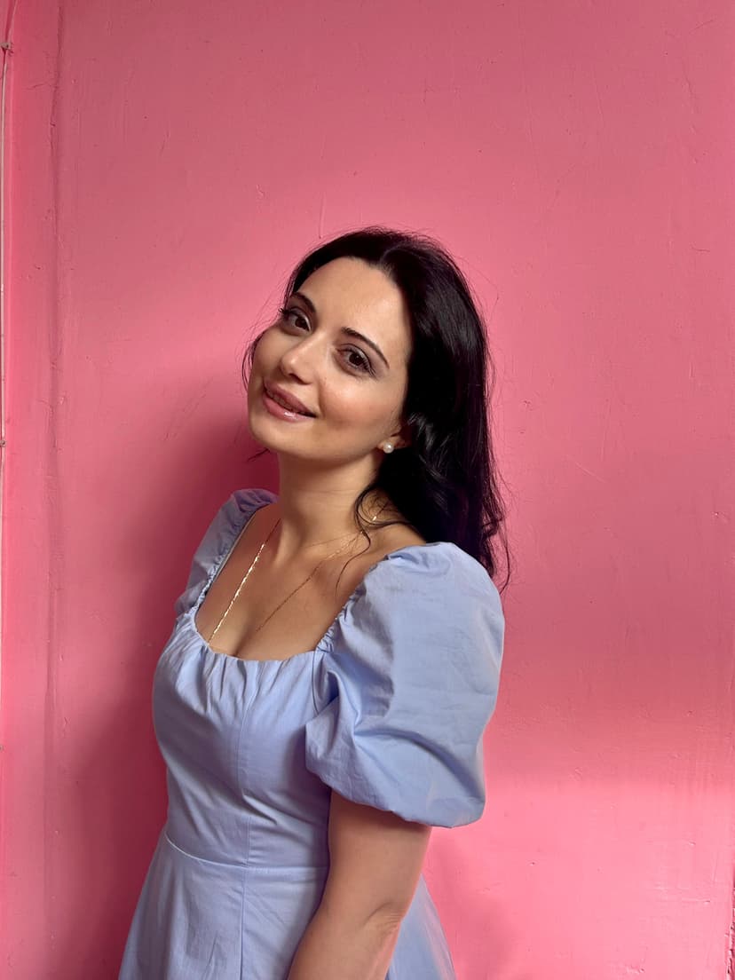 ნელი ხარბედია