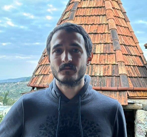 სანდრო მირცხულავა