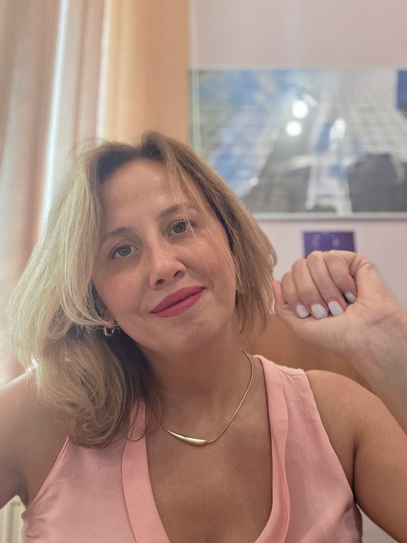 ნათია ბურდული